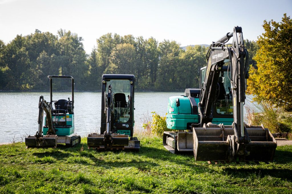 Mini-pelle proposée à la location par Gautier Location