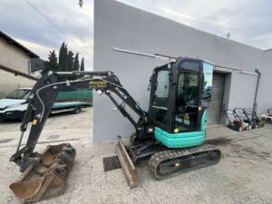 Matériel TP & Mini-pelle 5 Mini-pelle proposée à la location par Gautier Location